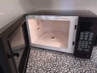 Microwave 1