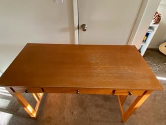 Great quality desk for sale! 3