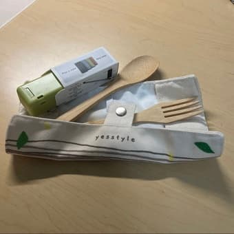 Bamboo cutlery kit with canvas bag and collapsible straw 1