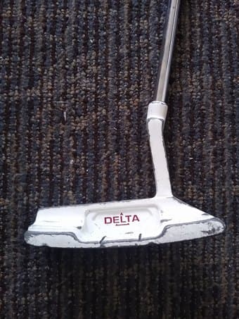 Left-handed golf putter 1