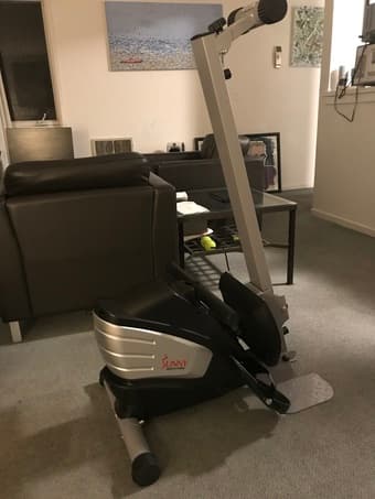 Rowing machine - works great! 1