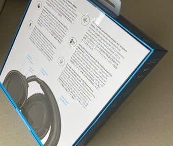 Sennheiser Wireless Noise Cancelling Overear Headphones (New & Sealed) 2