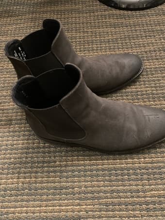 [For Sale] Almost brand new Thursday Chelsea Boots (M, size 9.5) 2