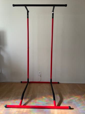 Pullup Mate pull-up stand in excellent condition 1