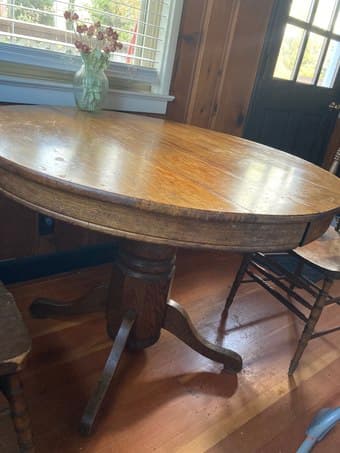 1 dinning table and 5 chairs 1
