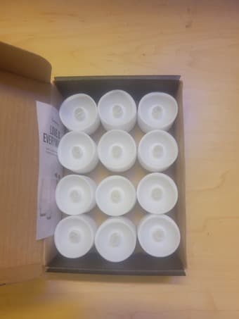 12 LED candles with realistic flickering (used once) 1