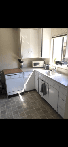 $1400 Master Bedroom w/ Ensuite Bath near downtown Menlo Park 2
