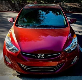 2013 Hyundai Elantra, 22,000 mi 2