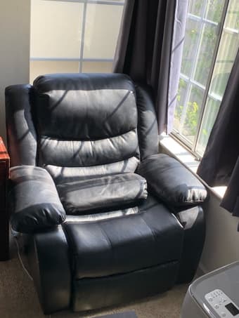 Black Leather Recliner 1