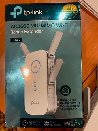 WiFi range extender: TP Link AC2600 WiFi Extender, Model RE650 2