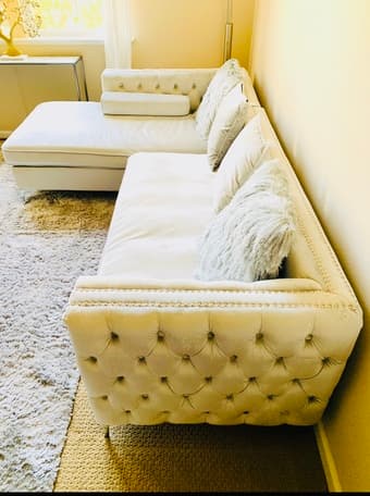 Silver modern tufted sectional + 4 cushions 1