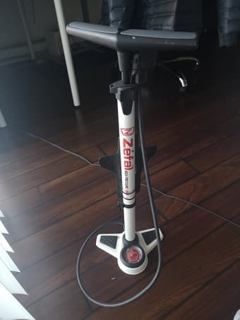 Bike tire pump 1
