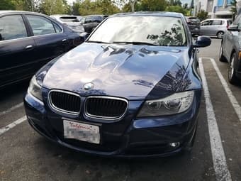 BMW 328i Sedan 4D 2