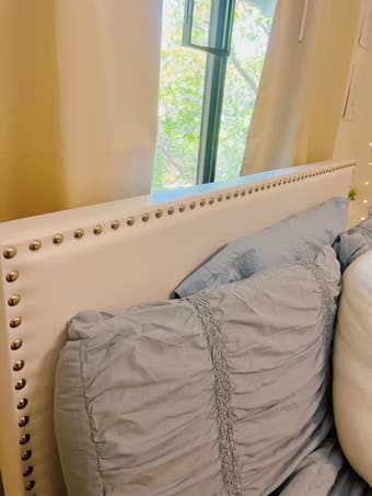 Excellent Condition White Leather Full Bed 2