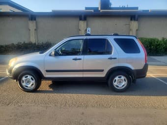 2003 Honda CR-V LX. 2
