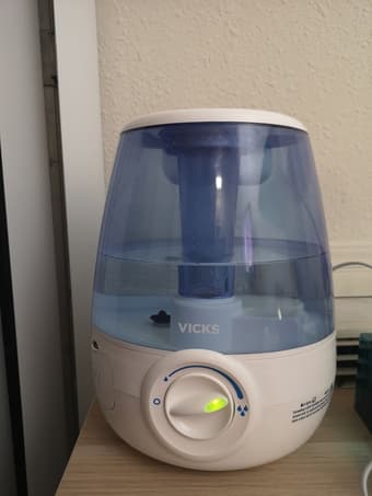 Vicks Humidifier 2