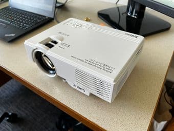 Mini video projector 2