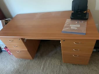 Desk for FREE! 1