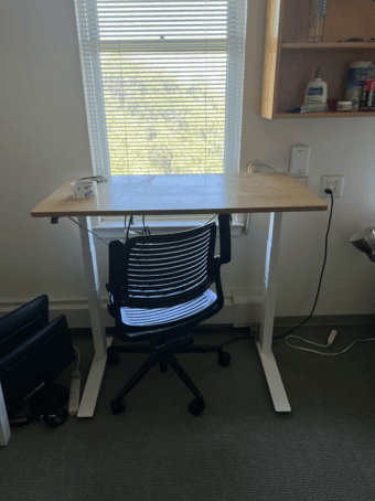 Standing desk (electronic!) 1