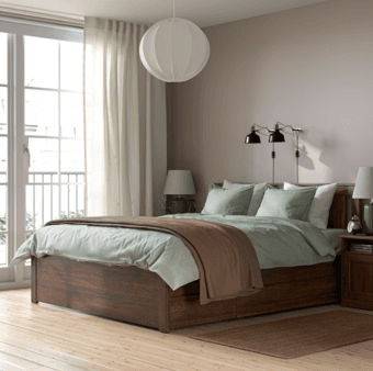 Queen bed + 2 drawers (40% off original price) 1