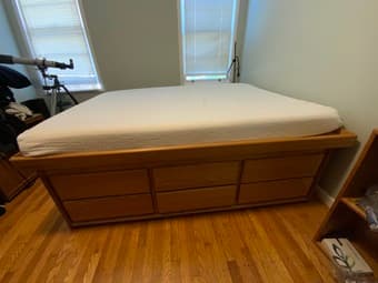 Bed Frame + Mattres 3