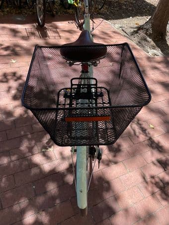 Almost new bike - Electra 3