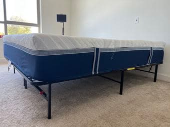 Calking size mattress + frame: Novaform 14" 1