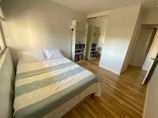 Bedroom with exclusive bath for Rent at California Ave 2