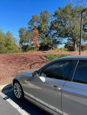 BMW 328i (2011) for sale 3