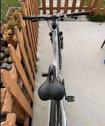 Diamondback mountain bike 34-spd disk-brake with ulcok & lights 2