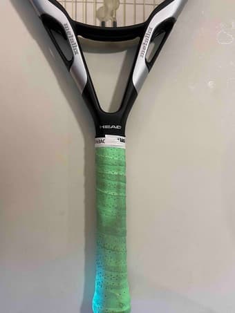 Used tennis racket (good condition) 2
