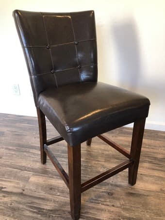 Dining chairs (set of 5) 1