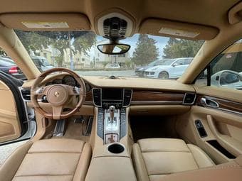 2016 Porsche Panamera - Very Good Condition - Free Pick up 可接送看车 3