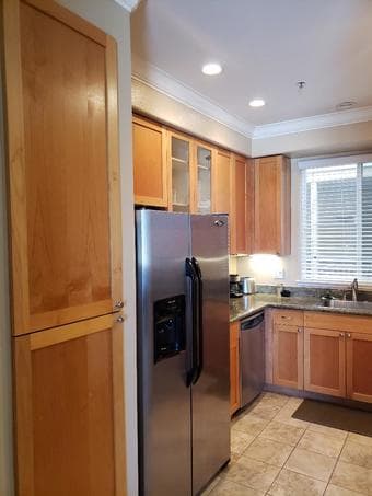 Furnished 2330 University Avenue 2BR2BA Condo 1