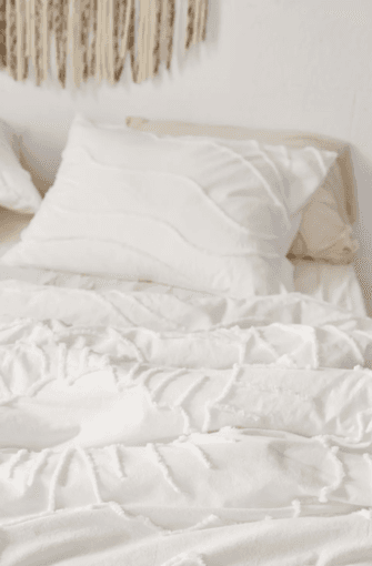 Beautiful White Floral Comforter For Sale 2