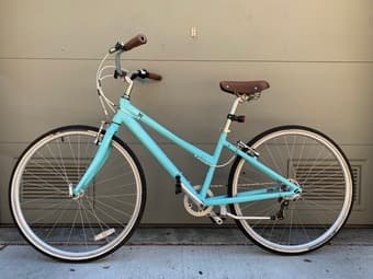 2017 Felt Cafe 7 Hybrid bicycle 2