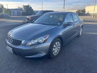 2010 Honda Accord - Excellent Condition - Free Pick up 可接送看车 1