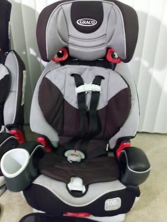 CAR SEATS 1