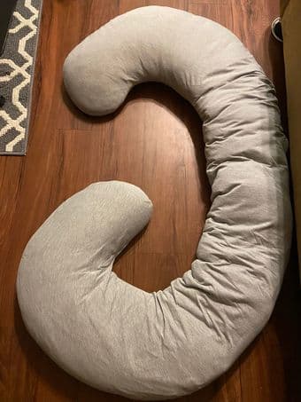 Pregnancy pillow- U shaped for full body support 1