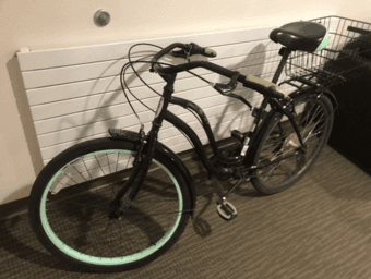 Schwinn Fairhaven Cruiser Bike, 26-inch wheels, 7 speeds, womens frame 2