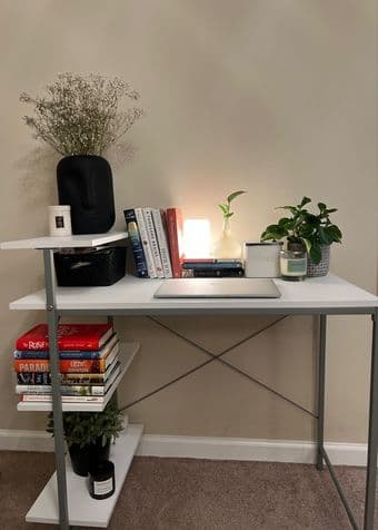Desk 1