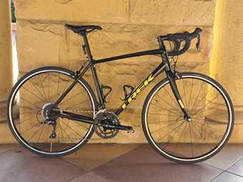 Trek Domane AL 2 2022-2023 1