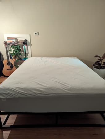 Queen size bed frame and mattress 2