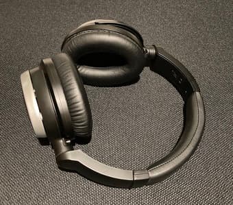 Audio Technica QuietPoint ATH-ANC7b Active Noise Cancelling Headphones 2