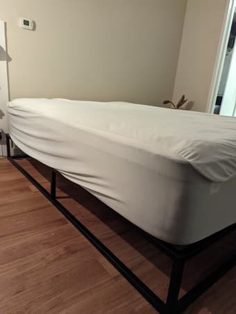 Queen size bed frame and mattress 3