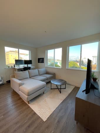 Single bedroom in 2BR 2BA apartment in Downtown Oakland 1