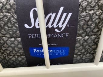 Sealy posturepedic full mattress with bed frame 2