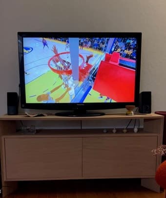 Panasonic TV 42" 1