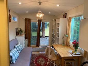 Modern garden studio near Stanford 3