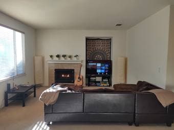 Master Room Available in beautiful big house 2